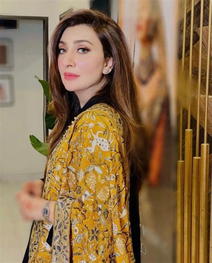 Aisha Khan: A Renowned Pakistani Actress