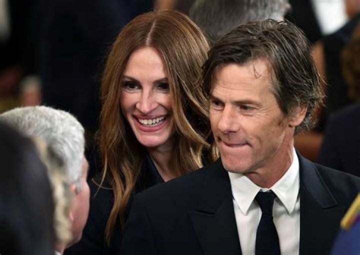 All About Julia Roberts And Her Husband