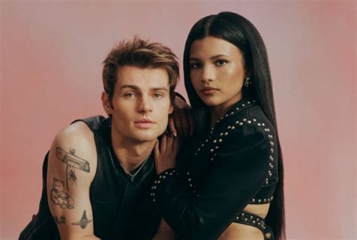 Are Nikki And Noah Officially Dating? The Rumor Debunked