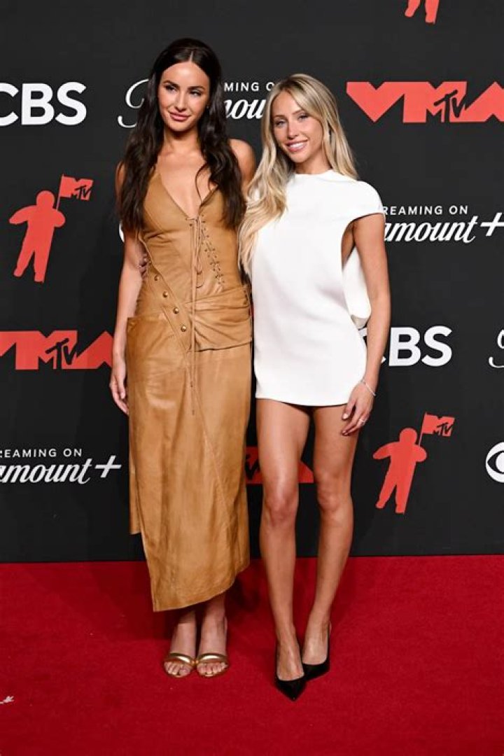 Ashtin Earle's Mom, A Source Of Strength And Inspiration