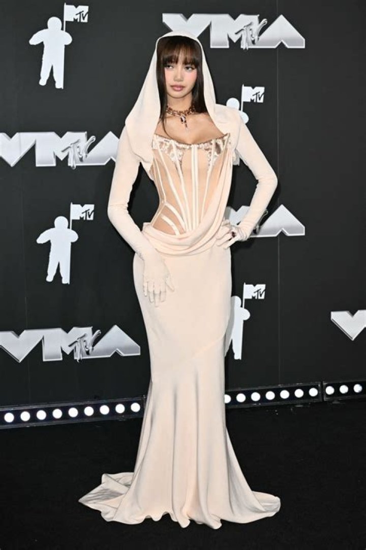 Billie Eilish's VMA 2023 Dress: Unveiling Sustainability And Style