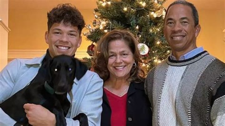 Blake Shelton's Upbringing: Meet His Parents