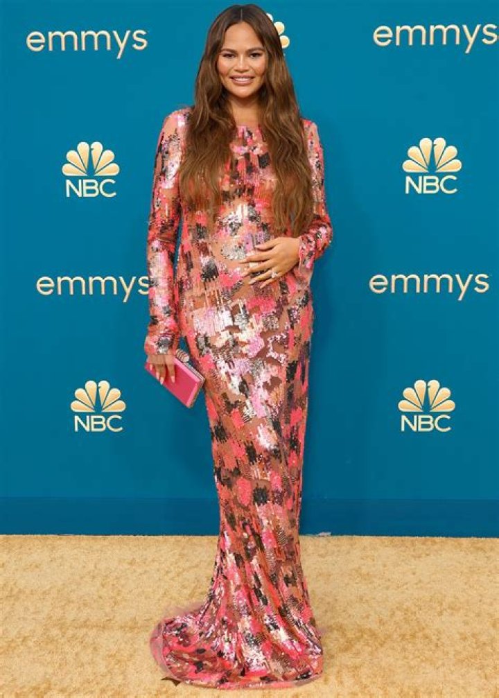 Carrie Underwood Announces Surprise Pregnancy: Expecting Baby No. 2