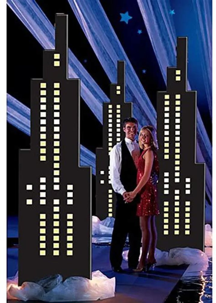 Celebrate The Windy City With Our Ultimate Chicago-Themed Party