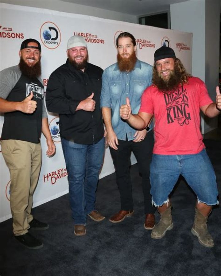 Dave Sparks Diesel Brothers Age, Wife – How old is Heavy D? Net Worth