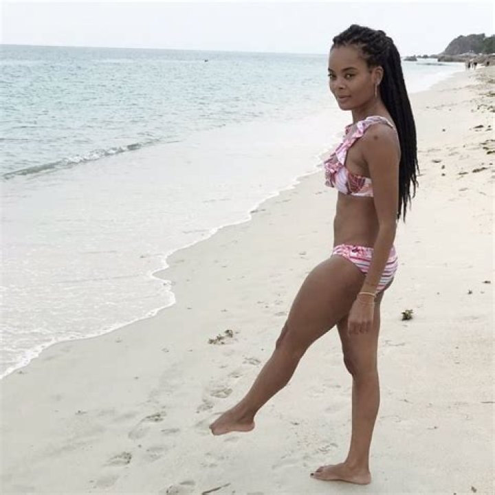 Discover Kiya Cole: The Soulful Songstress