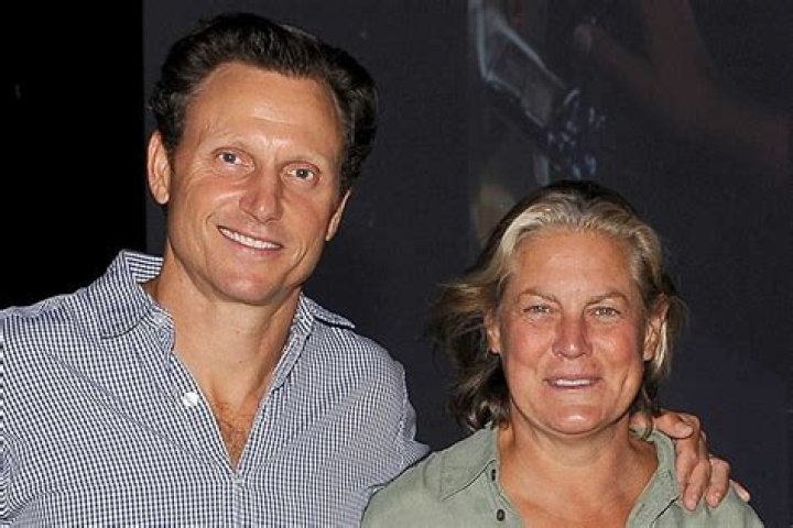 Discover The Enduring Love Story Behind "Who Is Tony Goldwyn Married To"