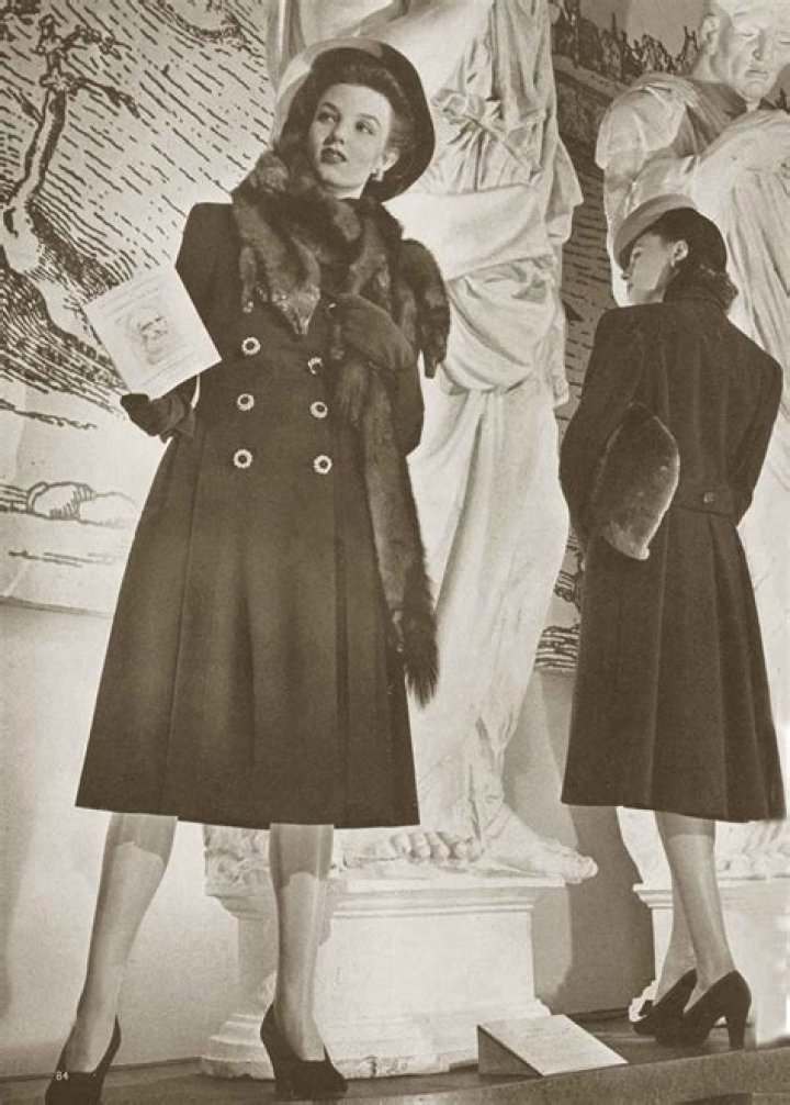 Discover The Glamour Of 1940s Winter Fashion