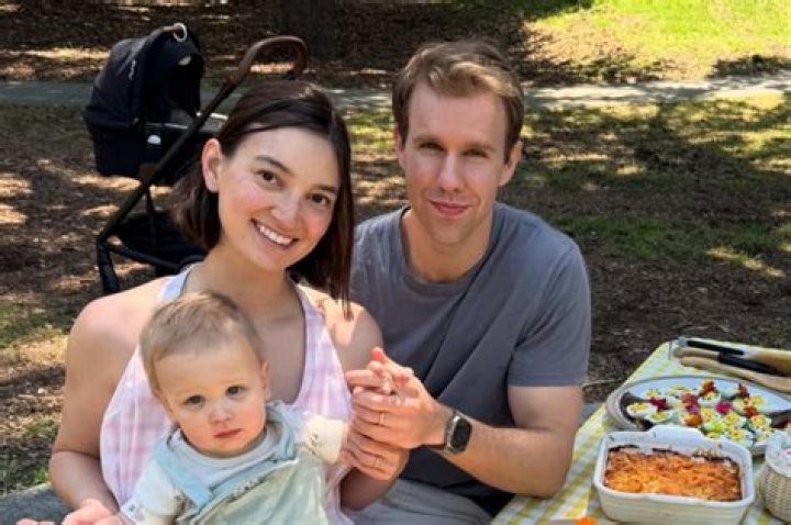 Discover The Heartwarming World Of "emily Mariko Brother"