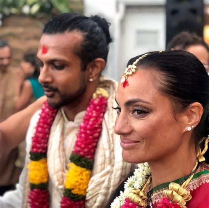 Discover The Life Partner Of Acclaimed Actor Utkarsh Ambudkar