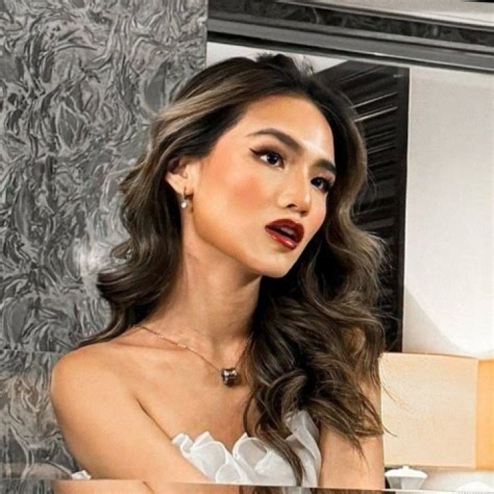 Discover The Secrets Of Jazmine Tan's Influencer Empire