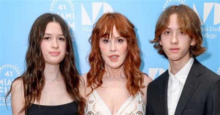 Discoveries And Insights About Molly Ringwald's Siblings