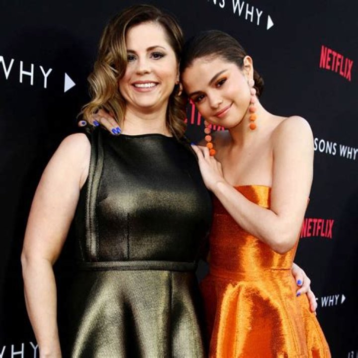 Discoveries And Insights Into Selena Gomez's Mom: "Selena Gomezmom" Revealed