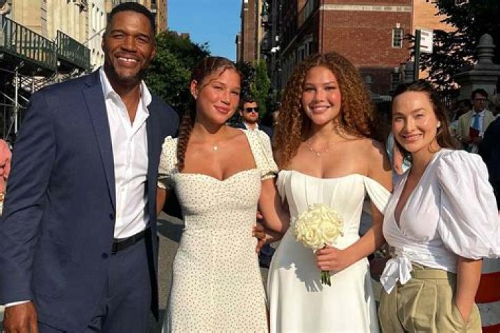 Dwayne Johnson's Ex-Wife And Daughter: An Inside Look At Their Relationship
