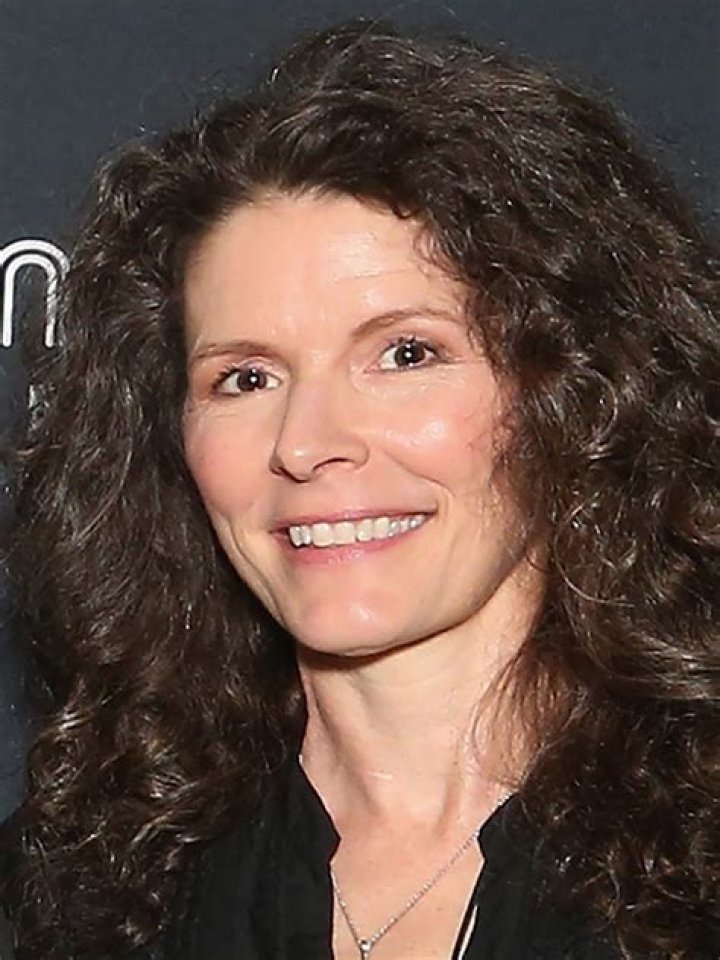 Edie Brickell's Height: Unraveling The Intriguing Insights