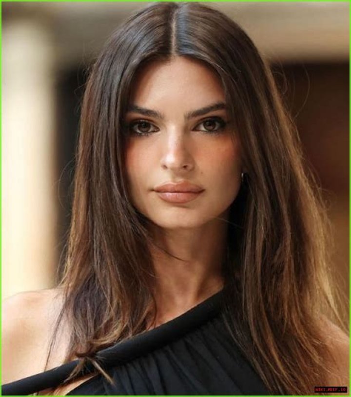 Emily Ratajkowski Age: How Old Is The Model And Actress?