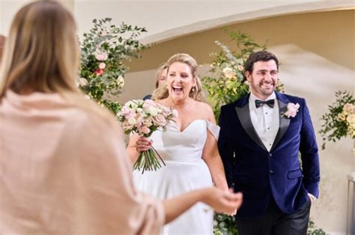 Emma Rechenberg: A Dreamlike Wedding To Cherish