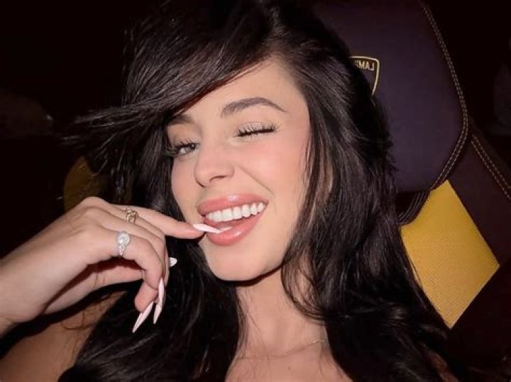 Explicit Content: Camilla Araujo's Leaked Material Surfaces Online