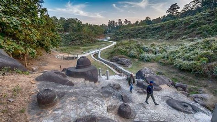 Explore The Enchanting Shikhar Pahar: A Spiritual Journey To Jharkhand's Sacred Hill