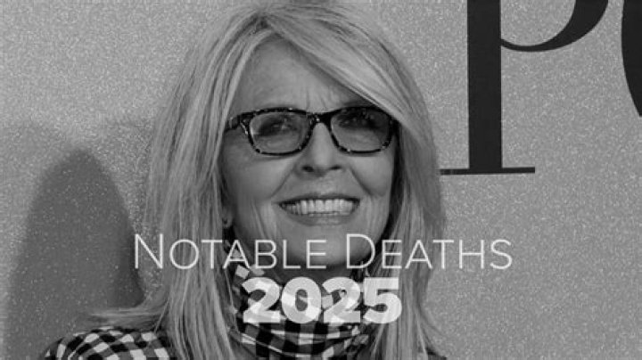 Explore Tim Robbins' Height Revealed In Feet