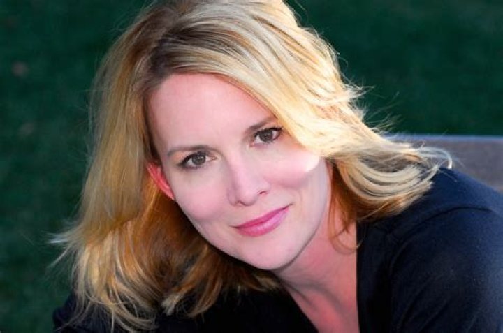 Exploring The Intriguing Relationships Of Laurel Holloman