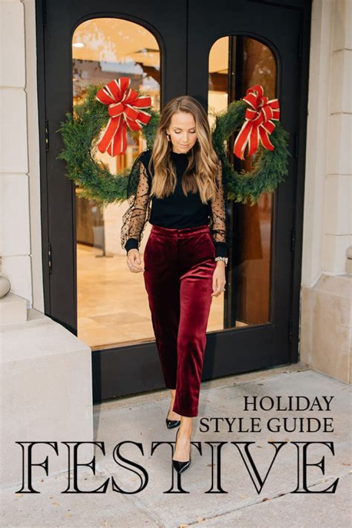 Festive Christmas Carol Outfits: Perfect For Holiday Cheer