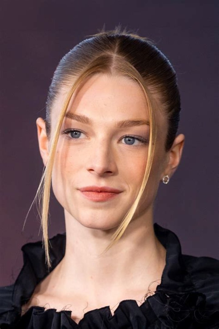 Hunter Schafer's Height: Uncovering The Model's Stature