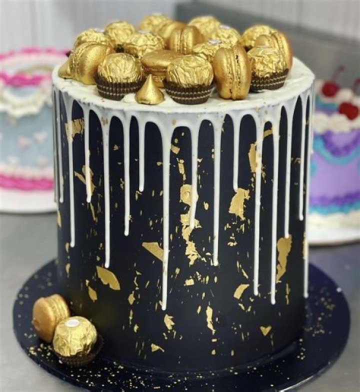 Indulge In The Night: Black And Gold Sheet Cake Magnificence For Celebrations