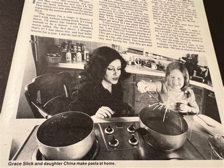 Is Grace Slick Still Alive? What is Grace Slick Doing Now? ·