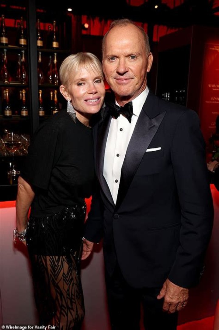 Is Michael Keaton Married? - Definitive Answer