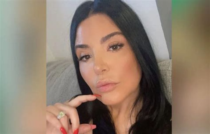 Is Ramona Rizzo Hitched? Uncovering The Marriage Status Of The Renowned Personality