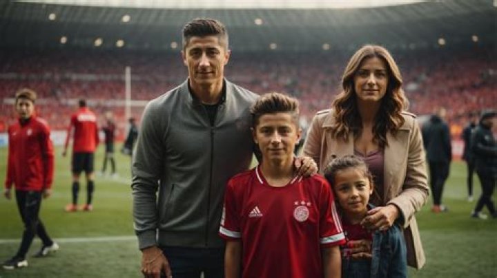 Is Robert Lewandowski A Father? Uncovering The Truth About His Kids