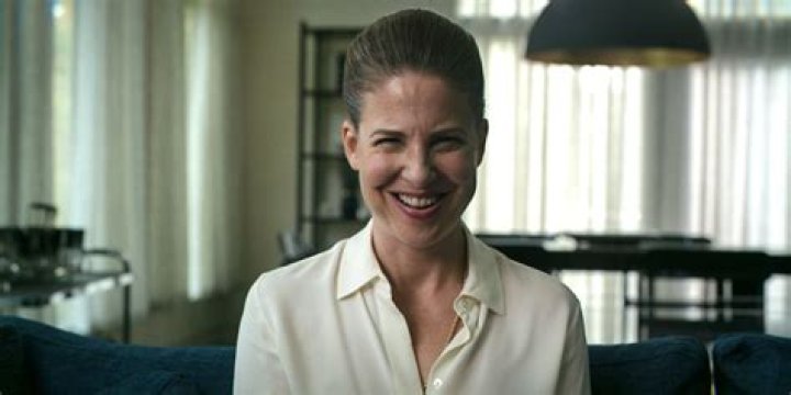 Is Robin Weigert Married? Uncovering The Truth