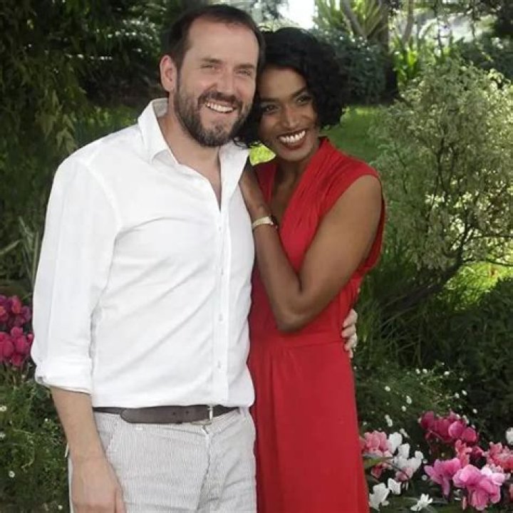 Is Sara Martins Married? Get The Scoop On Her Relationship Status