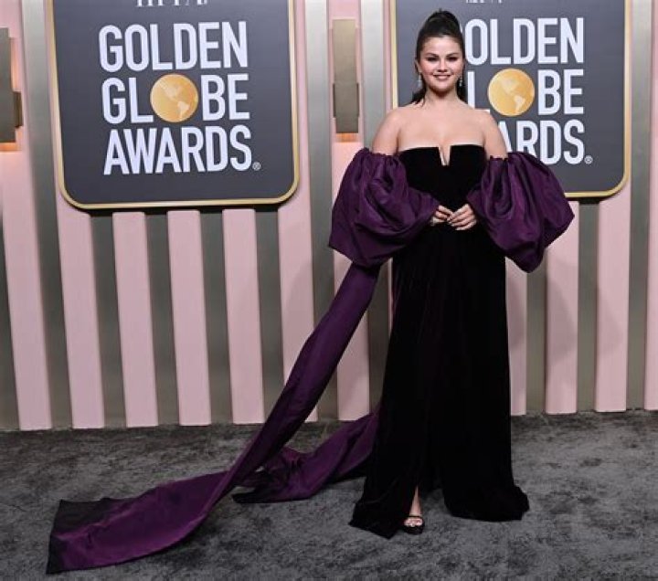 Is Selena Gomez Pregnant In 2023? The Latest Rumors