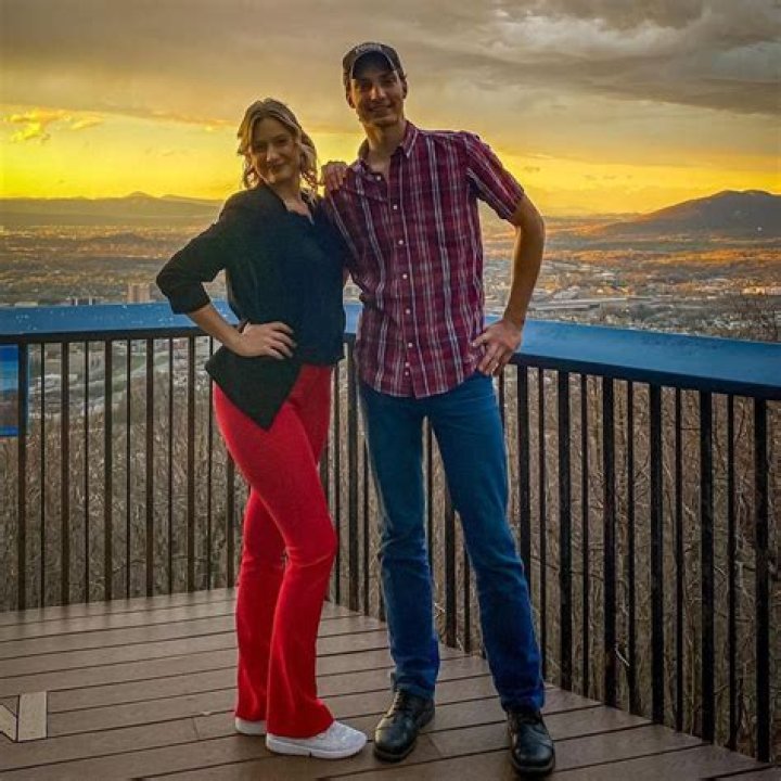 Is She Dating Max Kallschmidt?