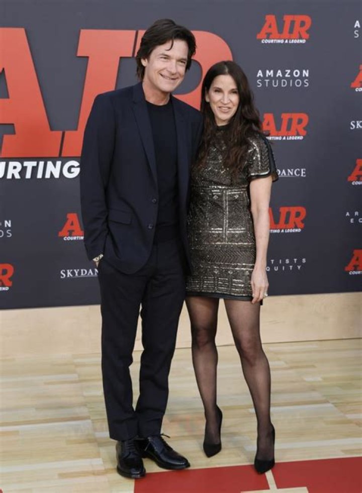 Jason Bateman's Wife: Everything You Need To Know