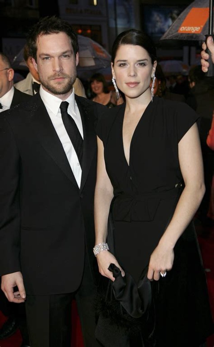 JJ Feild And Neve Campbell: Their On-Screen Chemistry And Off-Screen Romance