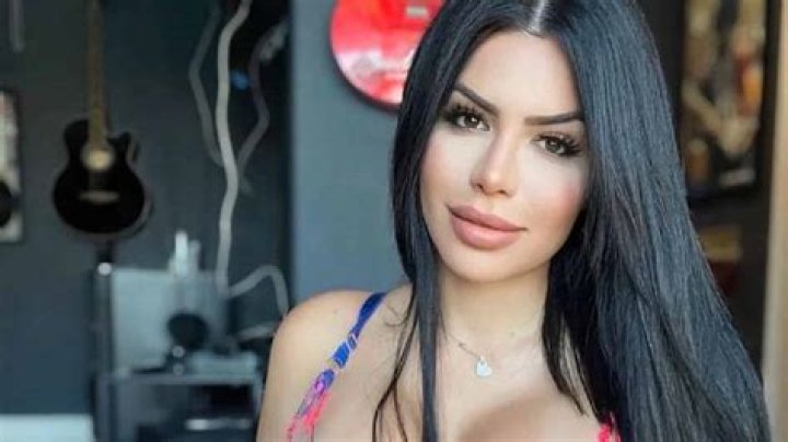 Larissa: The Controversial Star Of 90 Day Fiance