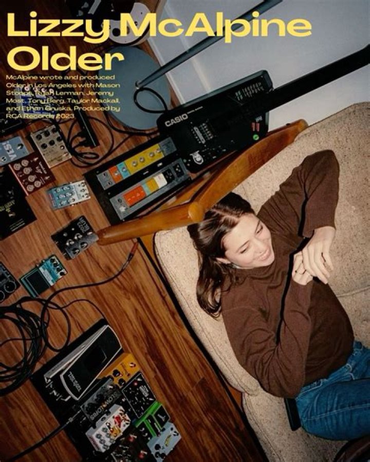 Lizzy McAlpine's Dating History Revealed