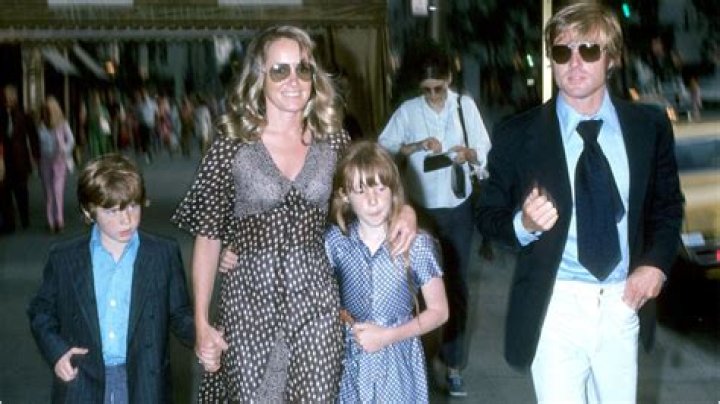 Lola Van Wagenen's Enormous Net Worth: Unveiled And Analyzed