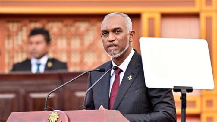 Meet Ian Gallagher's Father: Unraveling The Complex Paternity