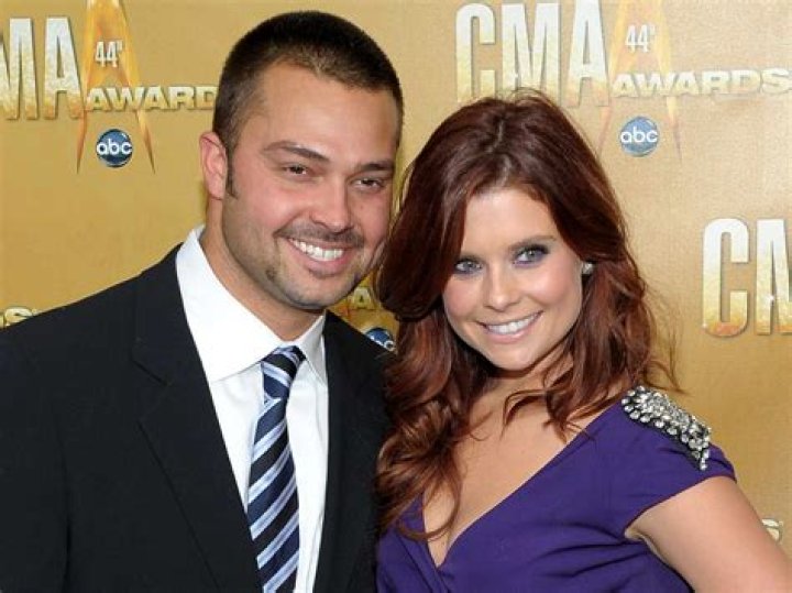 Meet Joanna Garcia Swisher's Husband: The Man Behind The "Reba" Star