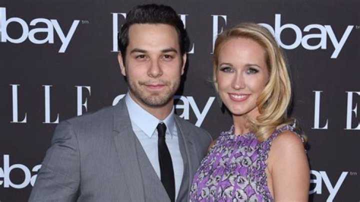 Meet Skylar Astin's Wife: Uncovering The Love Story