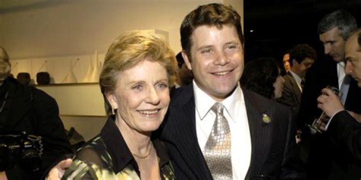 Michael Tell And Sean Astin