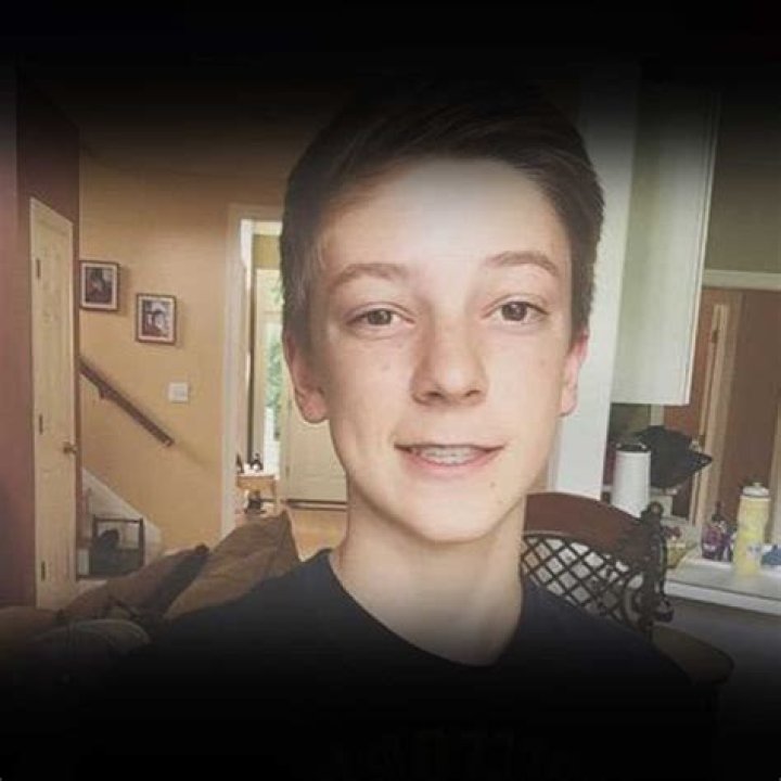 Net Worth, Family, And YouTube Fame