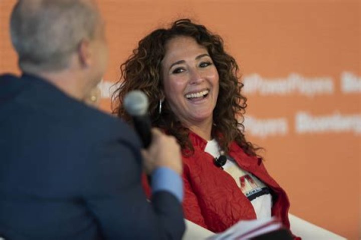 Nicky Jam's Wife: Unveiling The Woman Behind The Star