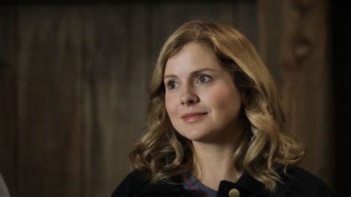 Rose McIver's Love Life: Who's Her Husband?