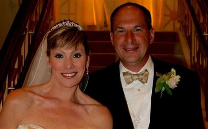 Roz Varon's First Marriage: Unveiling The Mystery Husband