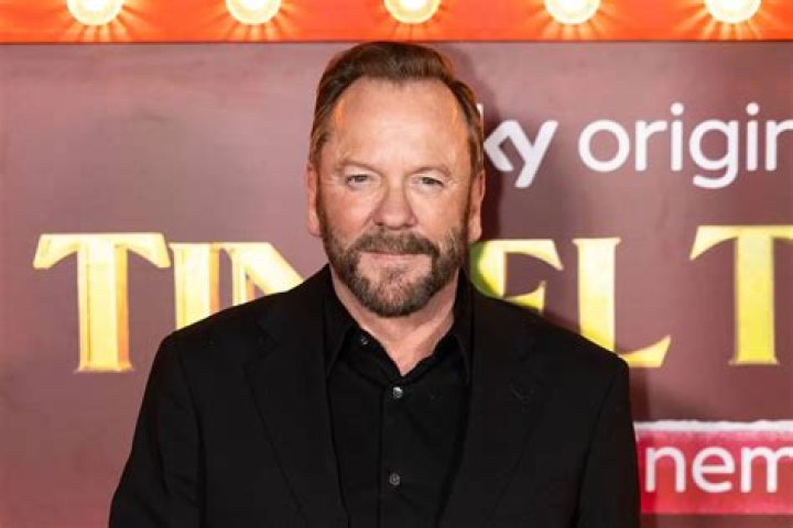 Sarah Sutherland's Net Worth: An Inside Look Into The Actress's Fortune